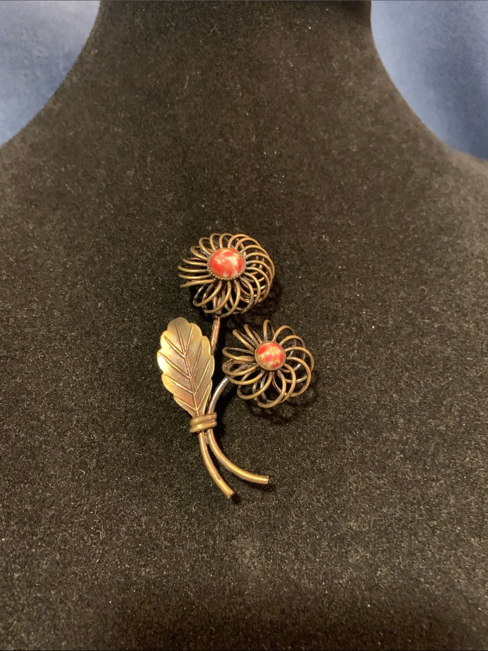 Vintage-Inspired Floral Brooch with Rust Cabochons